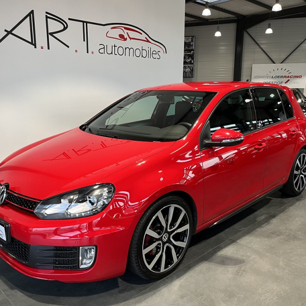 VOLKSWAGEN GOLF VI 2,0 TSI 210 GTI ADIDAS