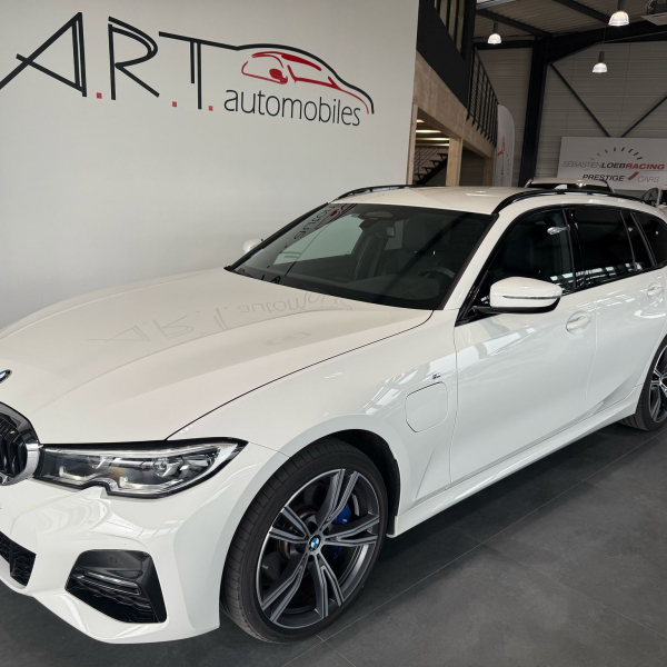 BMW SERIE 3 TOURING G21 330E XDRIVE 292 M SPORT BVA
