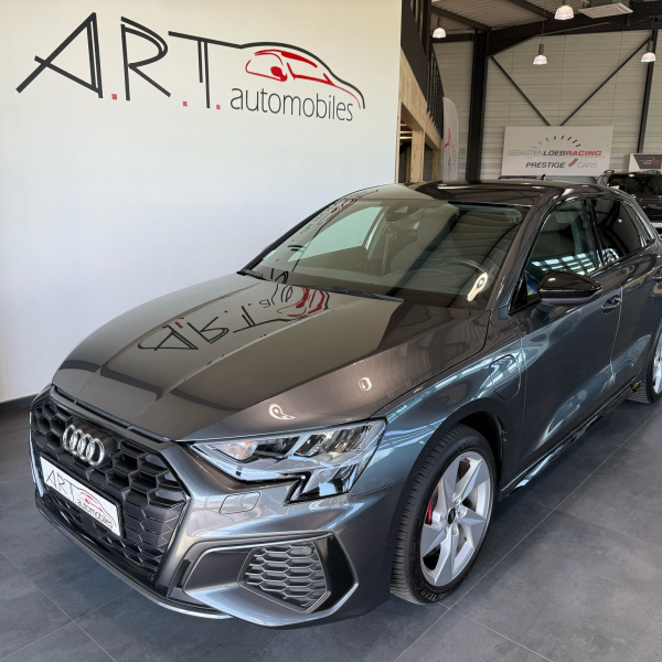 AUDI A3 SPORTBACK 45 TFSIe 245 S-LINE S-TRONIC