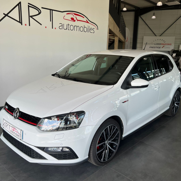 VOLKSWAGEN POLO 1.8 TSI 192 GTI DSG 5P